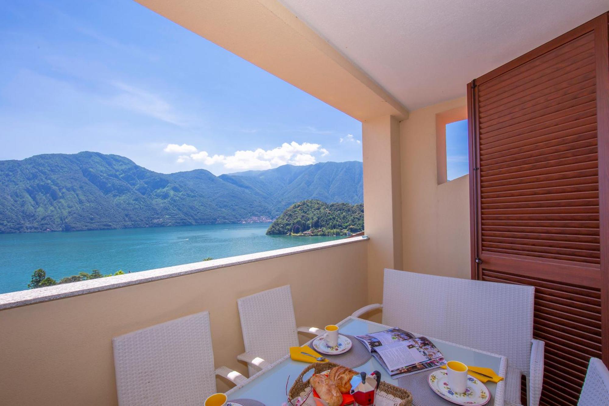 Como Lake Modern Apartament Ulivi Leilighet Mezzegra Eksteriør bilde